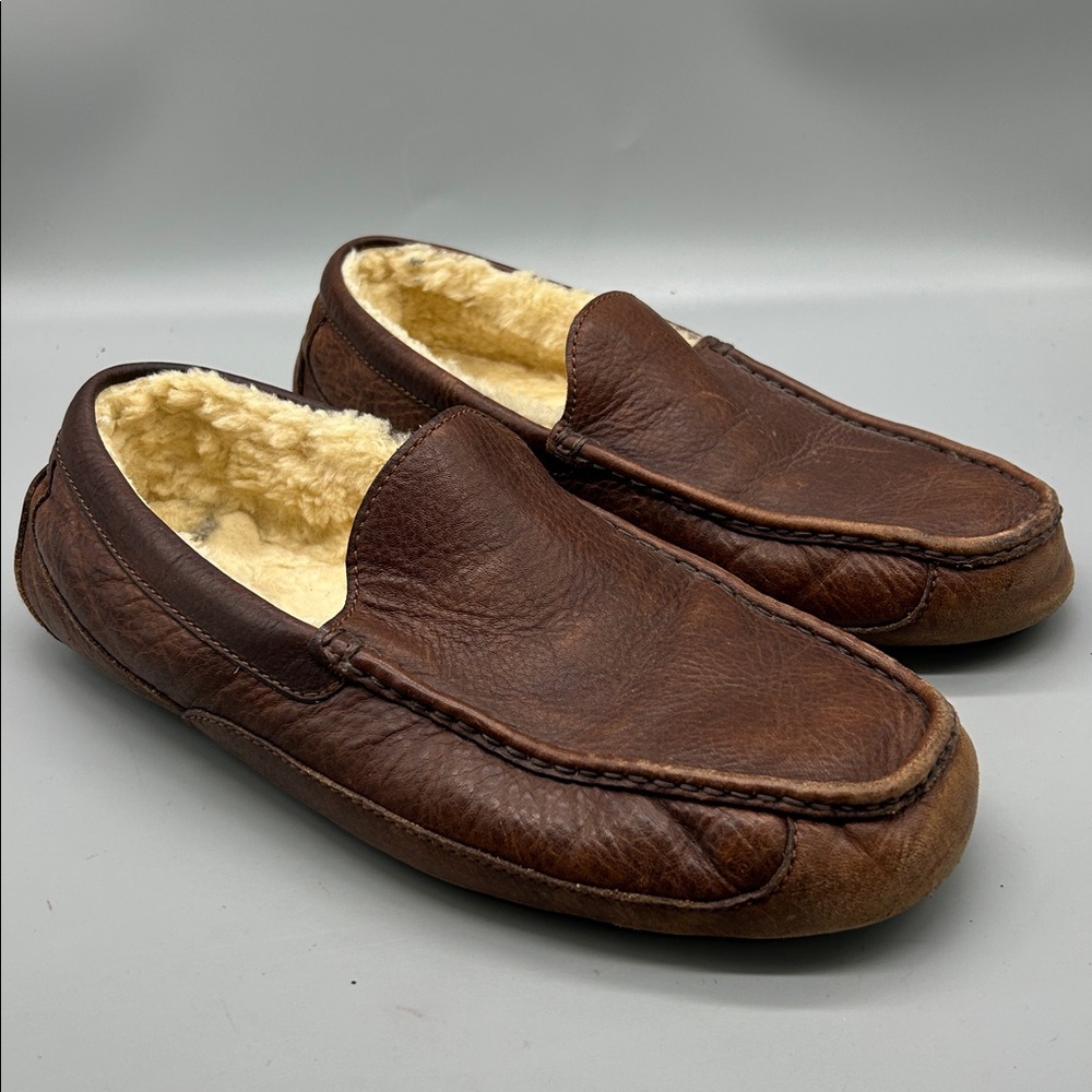 Men's UGG Leather Slippers sz 12